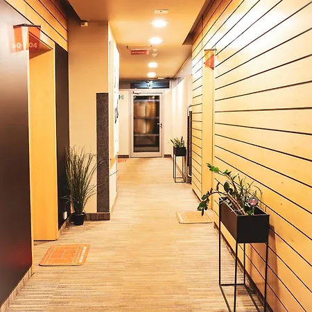 호텔 Restauracja Tenis Kortowo