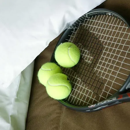 호텔 Restauracja Tenis Kortowo