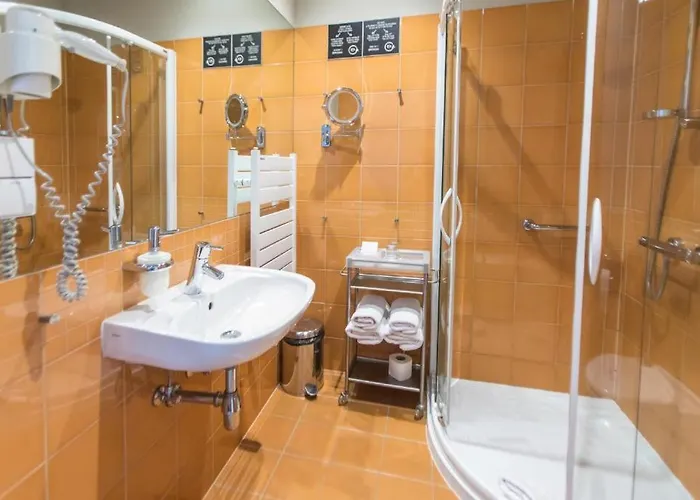 Hotel Restauracja Tenis Kortowo 3*